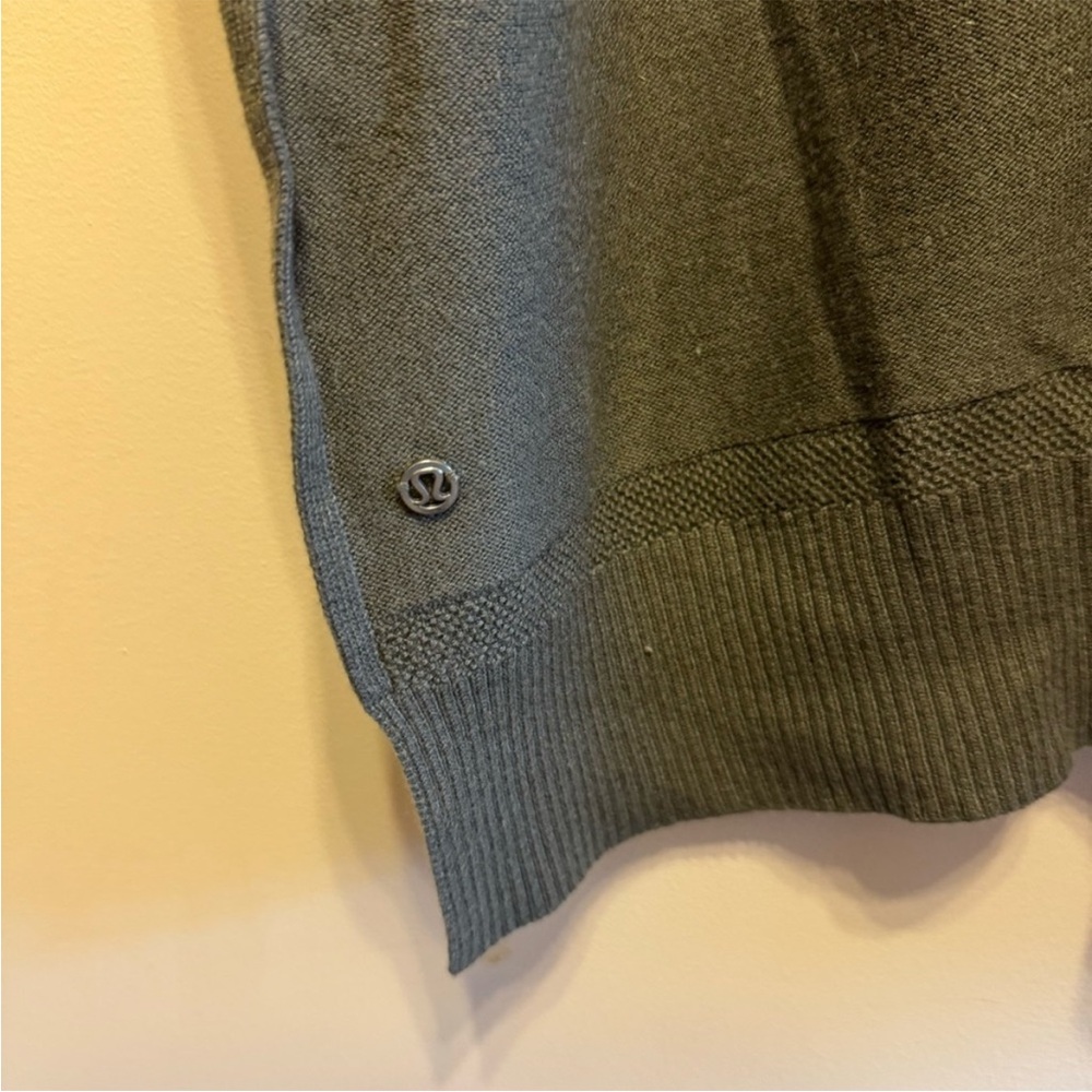 Lululemon athletica Olive Tunic Top Be At Ease Poncho Sage Green - Picture 2 of 9